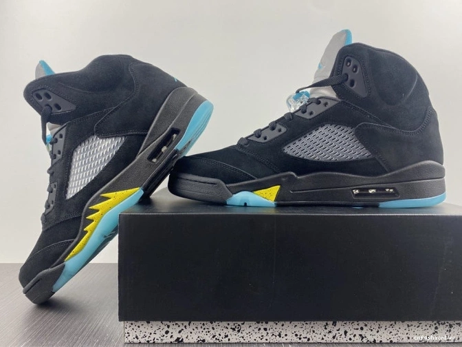 DD0587-047 Jordan Aqua Air 5 1212